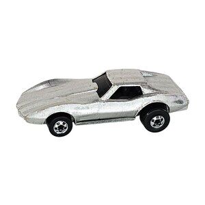 Hot Wheels Diecast 1975 Chevrolet Corvette Silver Toy Car Collectible Vintage